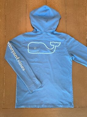 Vineyard Vines Big Boys’ Blue Long-Sleeve Whale Hoodie Tee • Size M (12-14)